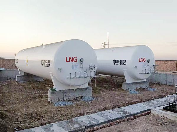 液化天然气（LNG）储罐
